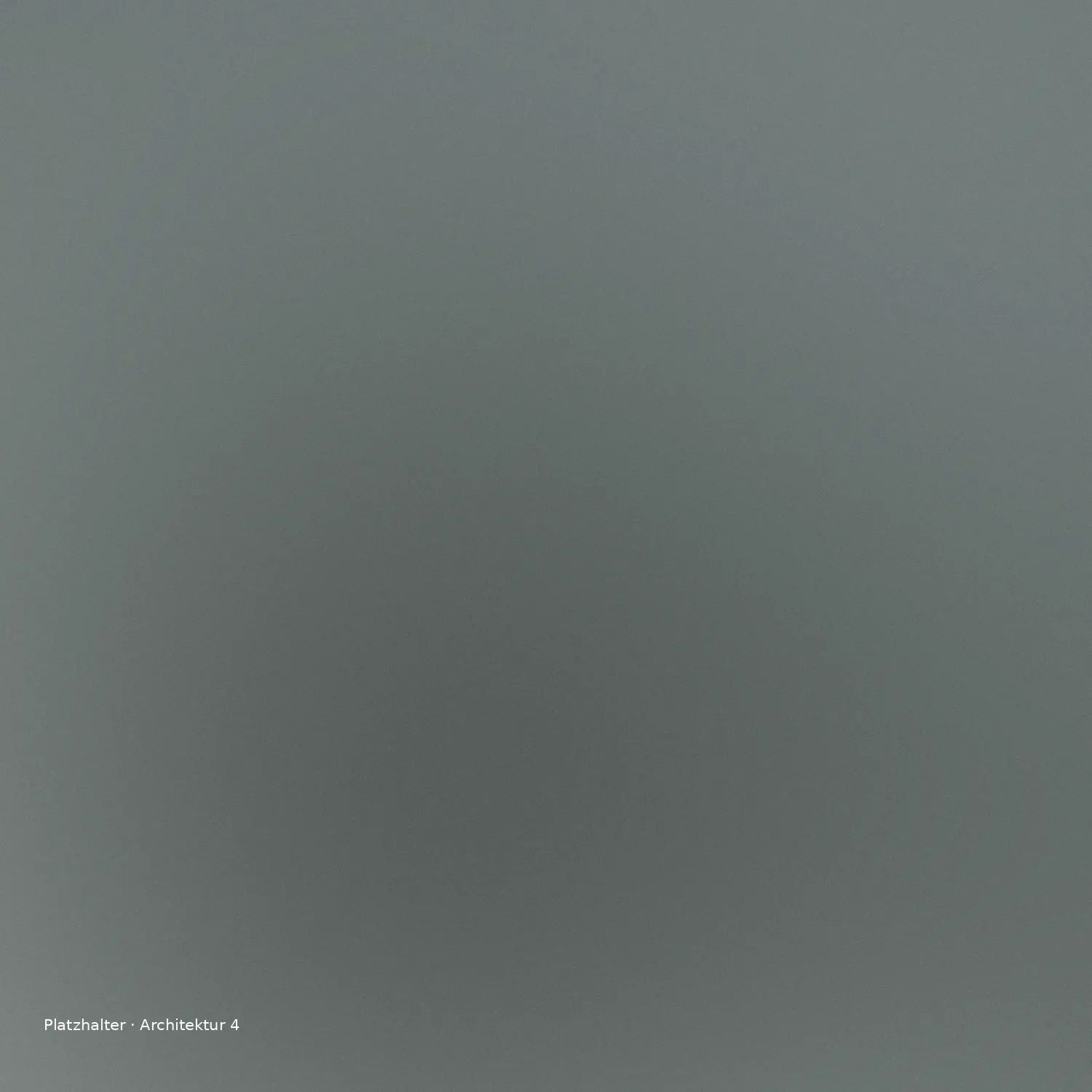 Fotograf mit Stativ bei einer Nachtaufnahme
